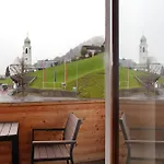 Maier -